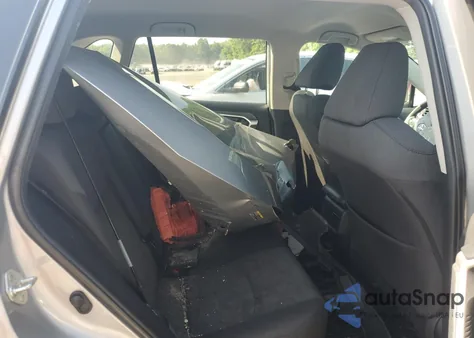 2022 Toyota Rav4 Xle z USA, uszkodzony, nr VIN 2T3P1RFV5NW269326